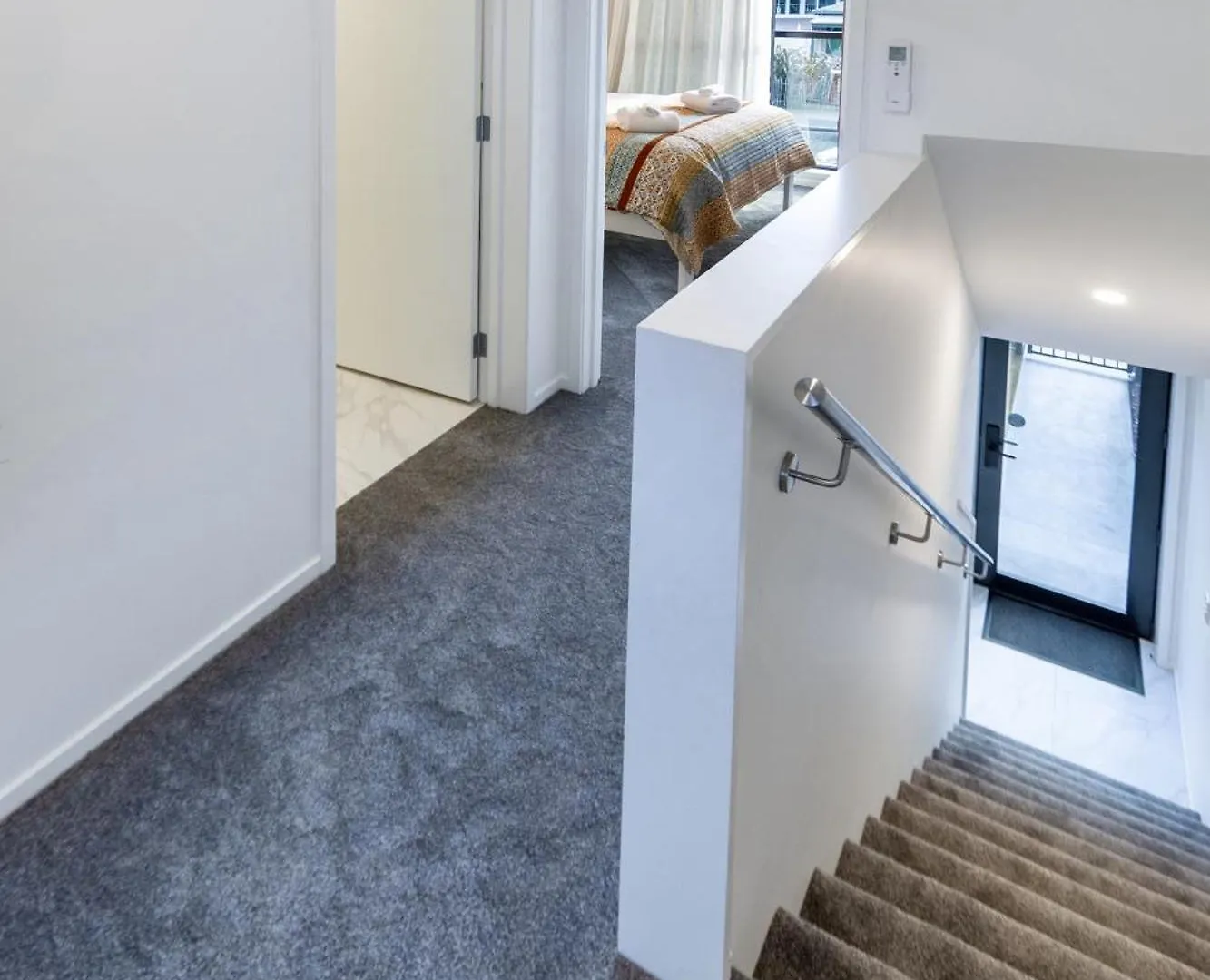 Cbd Luxury Homes Near Cafes Hagley Park River Christchurch Apartment
